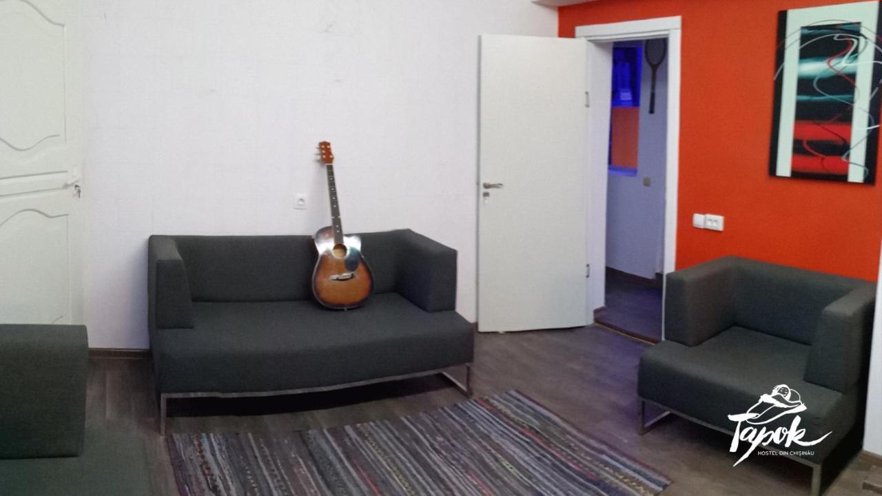 Tapok Hostel Κισινάου Εξωτερικό φωτογραφία